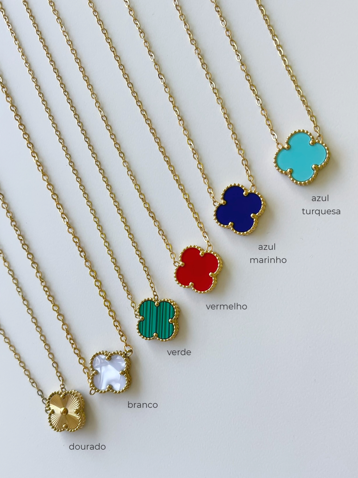 9f2249_1751d61ea77849a7ab8ad5d6d9ac9bb3mv2 Clover Necklace - Image 1