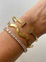 Lola Wave Bracelet - Image 2