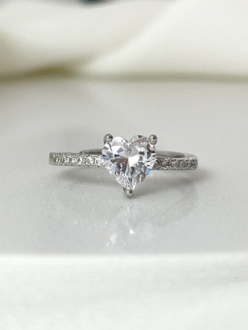 9f2249_4cbec5fb09a949809bf6c30c77e3c918mv2 Passion II Ring - Image 1