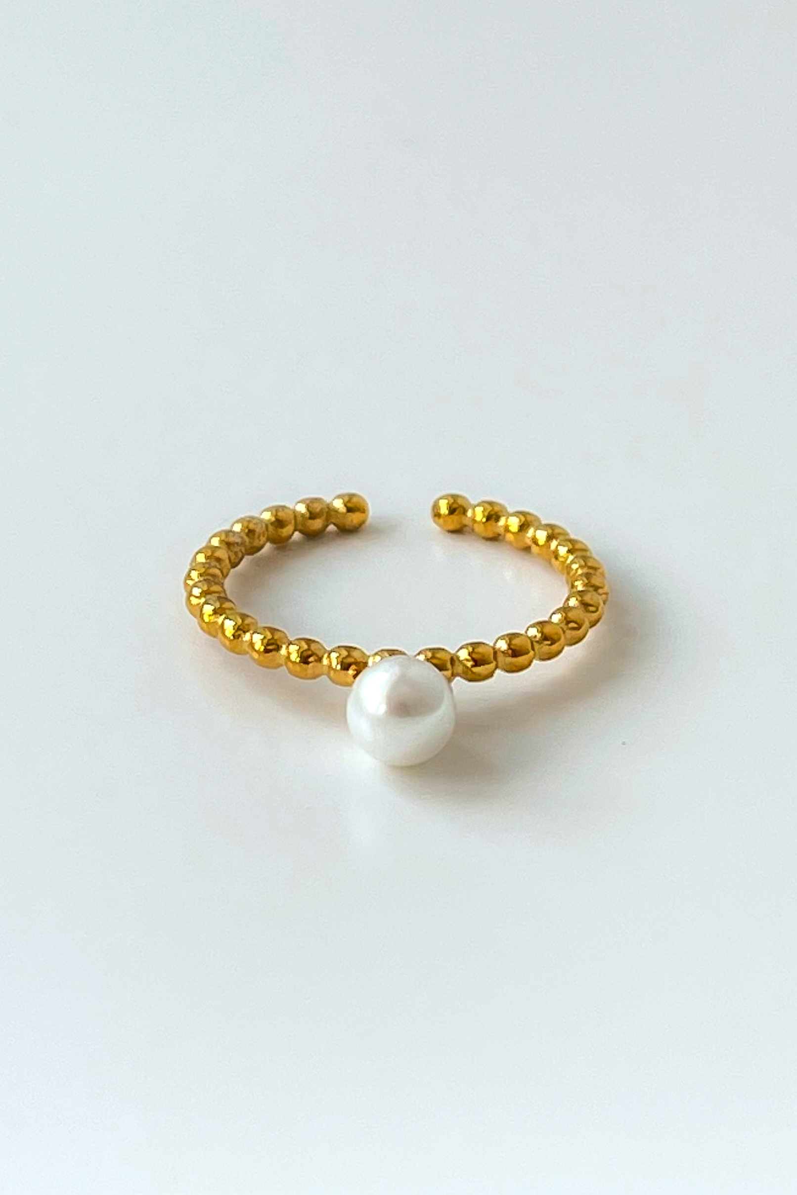 9f2249_862e9c1e5899413ea26f896439630c64mv2 Matty Ring - Image 1