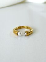 Crystal & Pearl Ring