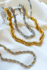 Color Wavy Necklace - Image 2